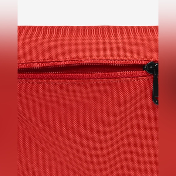 COPY - Nike Sportswear Futura 365 Crossbody Bag (3L) NWT - Picture 7 of 9